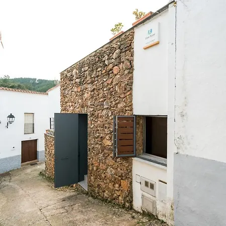 Antigua Panaderia De Valdelarco, Chimenea Con Horno 2 Hab 4 Pers Mas 2 Max * Valdelarco