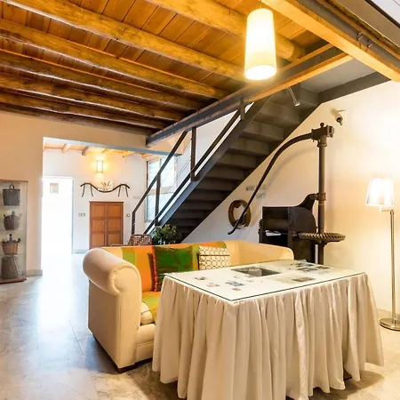 Landhuis Antigua Panaderia De Valdelarco, Chimenea Con Horno 2 Hab 4 Pers Mas 2 Max *